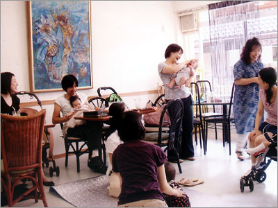 ママと赤ちゃんの集い